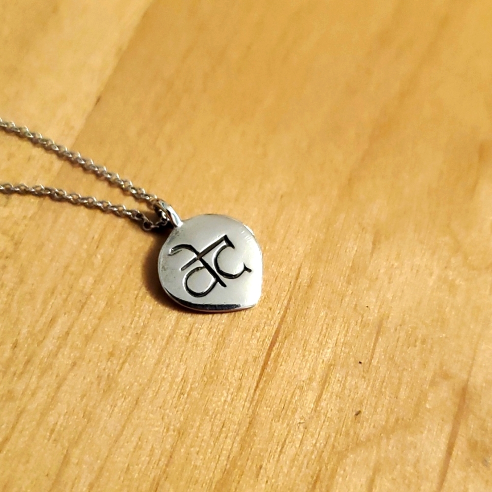 Me&Ro wisdom necklace